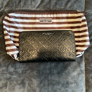 Henri Bendel leather wallet